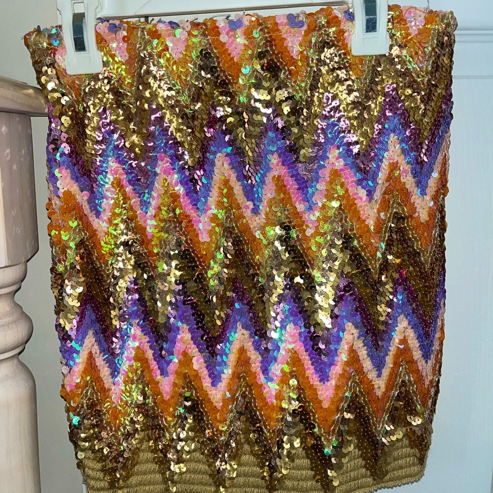 Fun Sequins Mini Skirt!